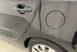 musta Kia Carens 2014 kuva 43.