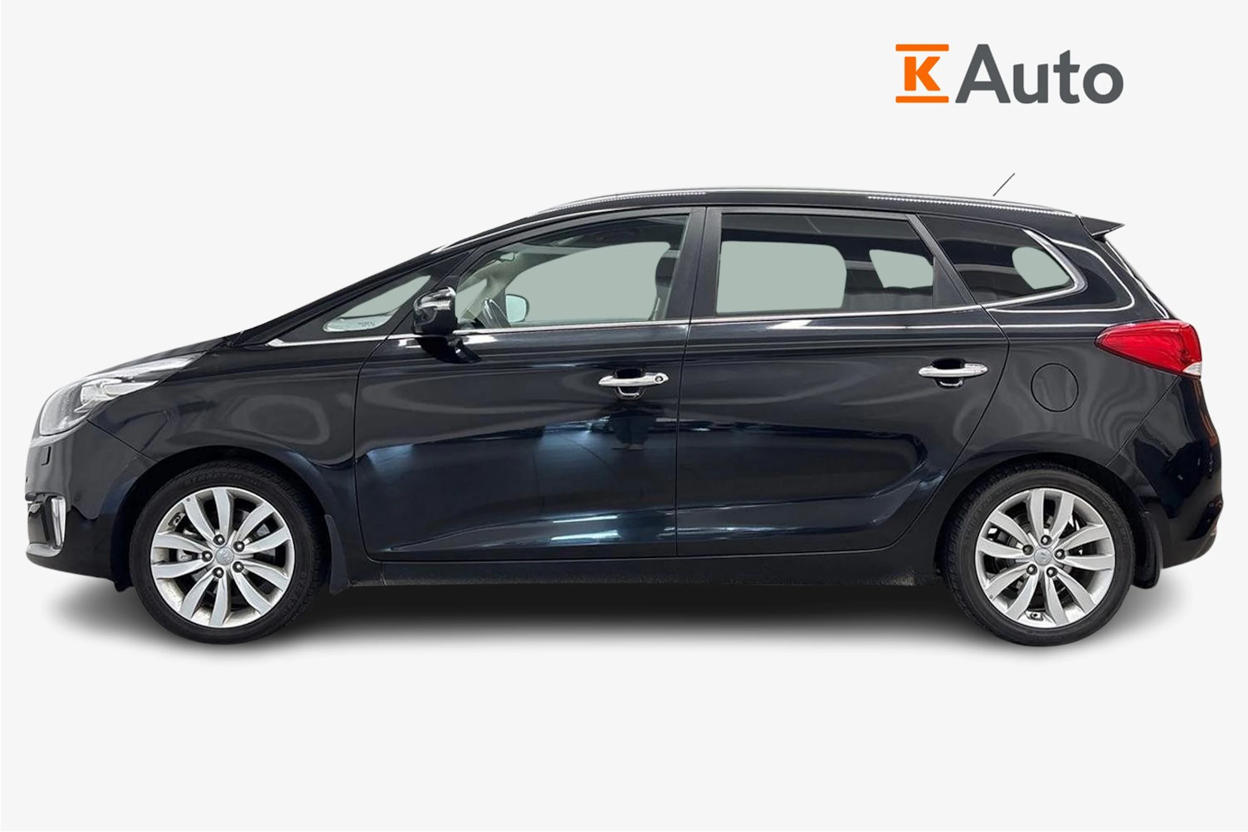 Musta Kia Carens 2016 kuva 5.