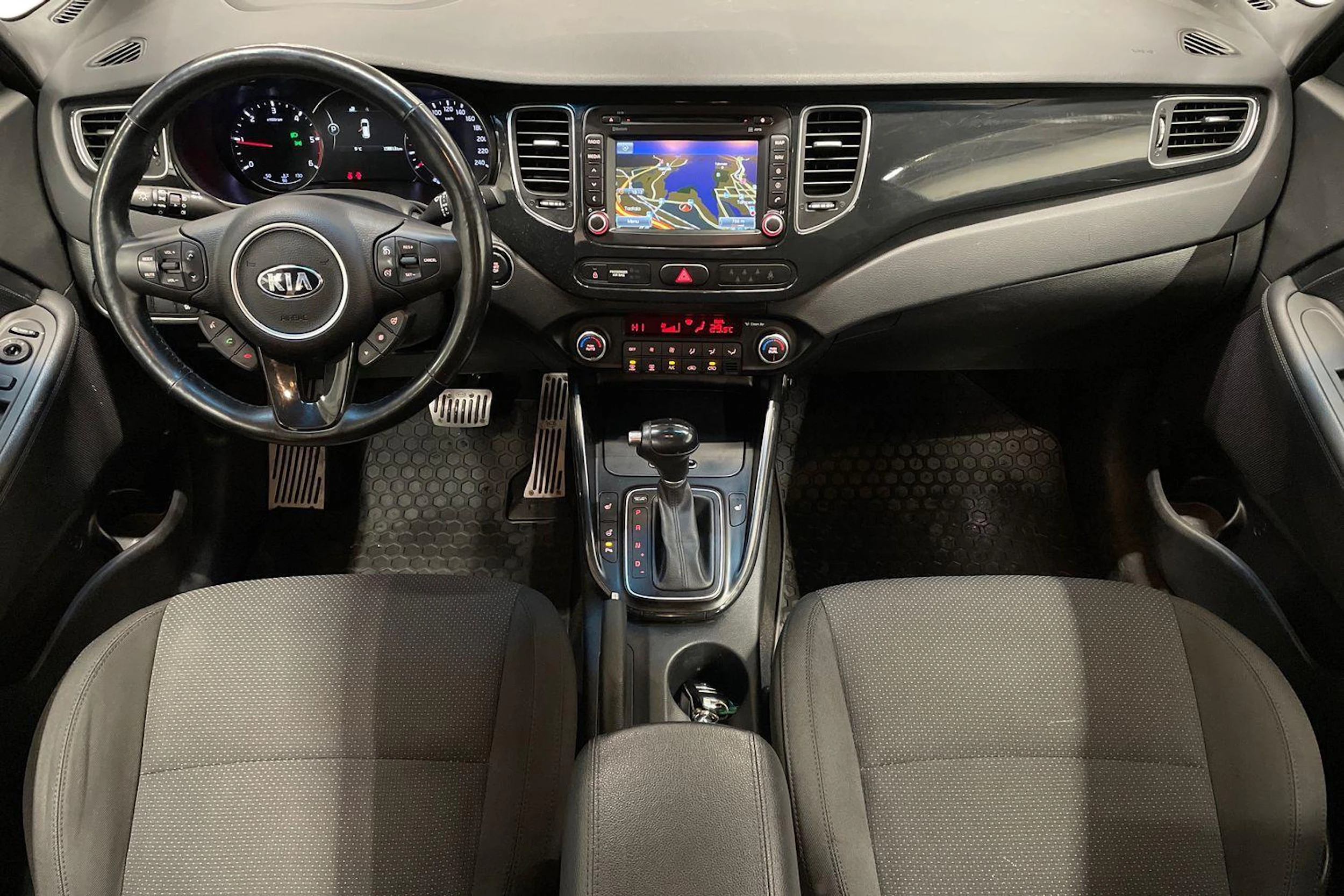 ruskea (beige) Kia Carens 2016 kuva 7.