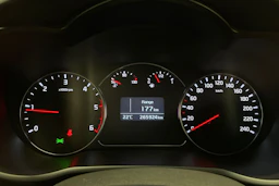 hopea Kia Carens 2017 kuva 13.