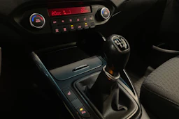 hopea Kia Carens 2017 kuva 17.