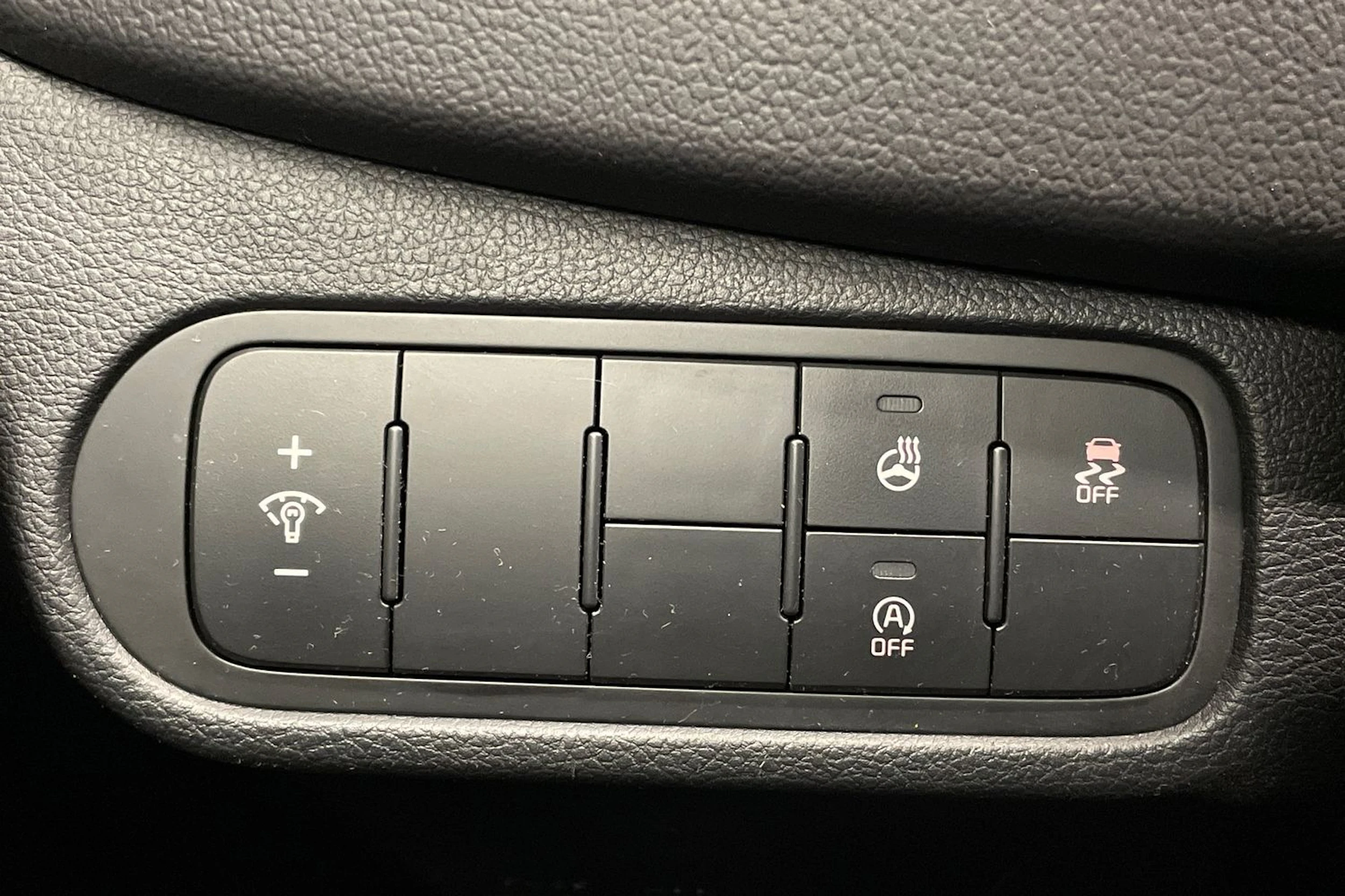hopea Kia Carens 2017 kuva 18.