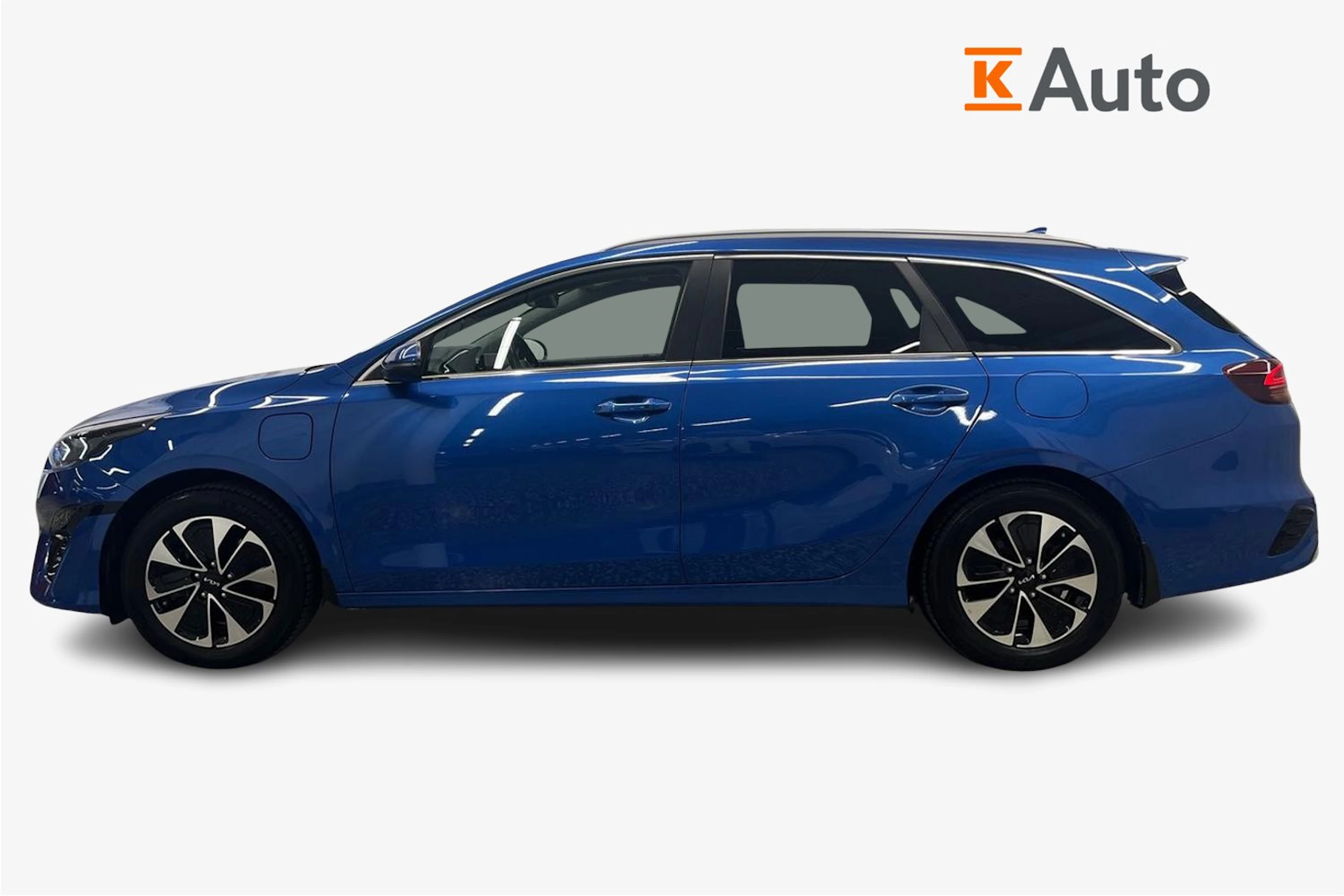 sininen Kia Ceed 2023 kuva 7.