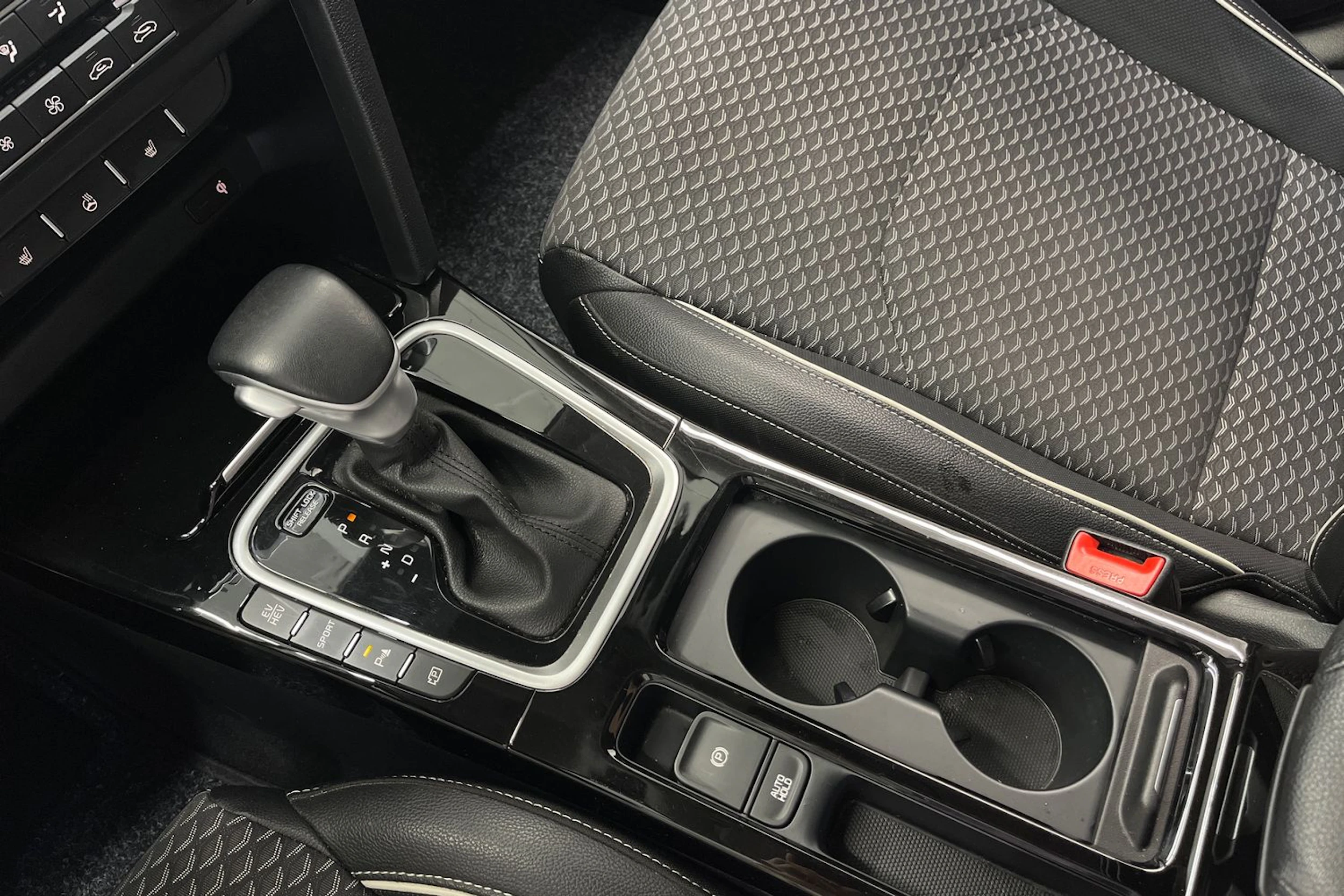 sininen Kia Ceed 2023 kuva 16.