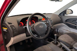 punainen Kia Ceed 2007 kuva 6.