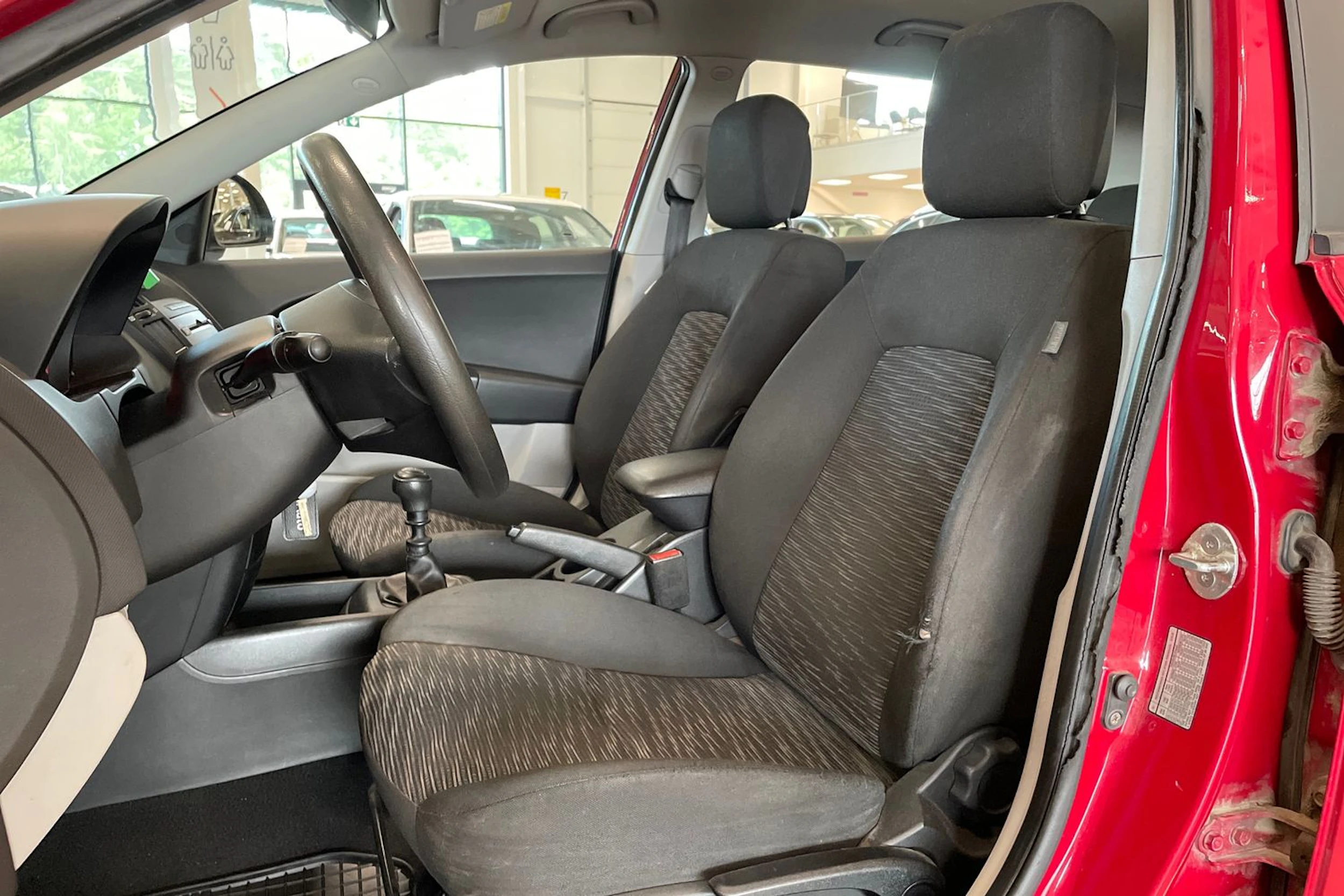 punainen Kia Ceed 2007 kuva 11.