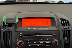 punainen Kia Ceed 2007 kuva 16.