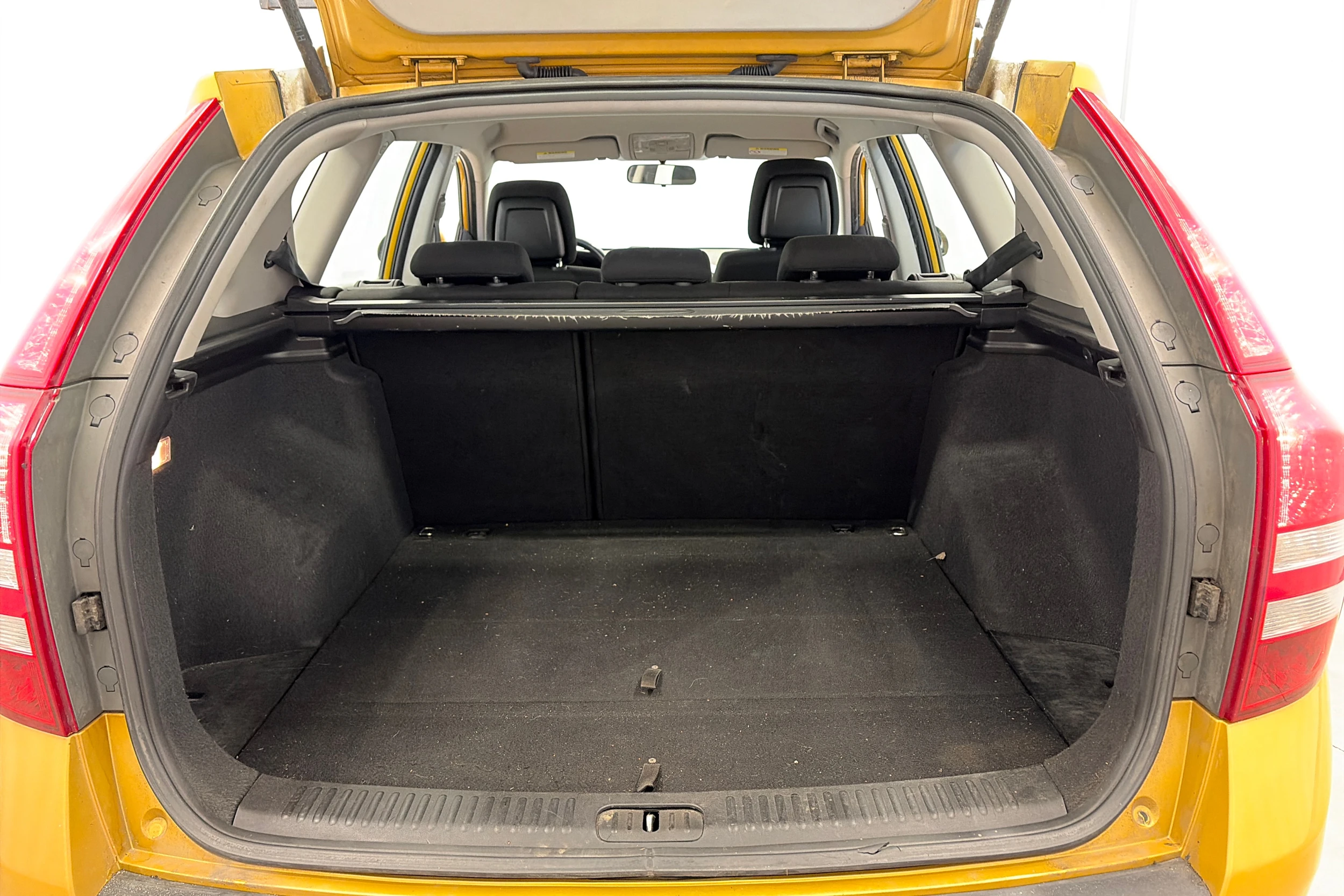 keltainen Kia Ceed 2009 kuva 20.