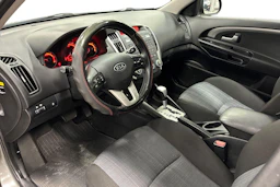 hopea Kia Ceed 2010 kuva 6.