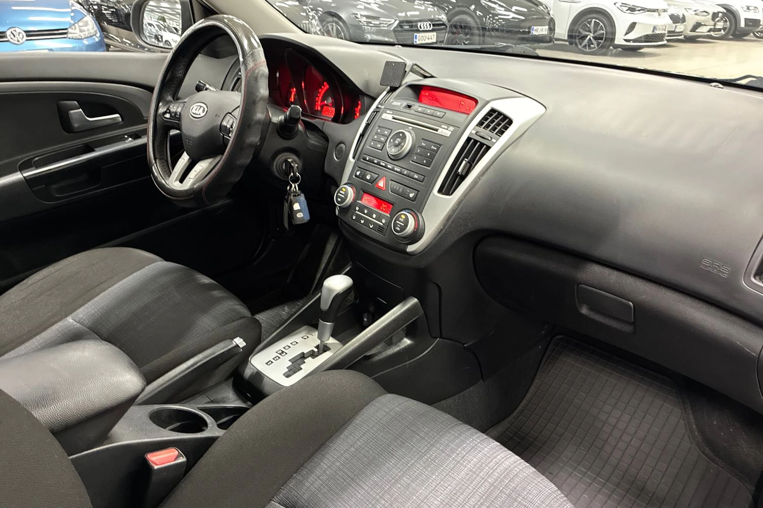 hopea Kia Ceed 2010 kuva 24.