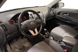 sininen Kia Ceed 2010 kuva 3.
