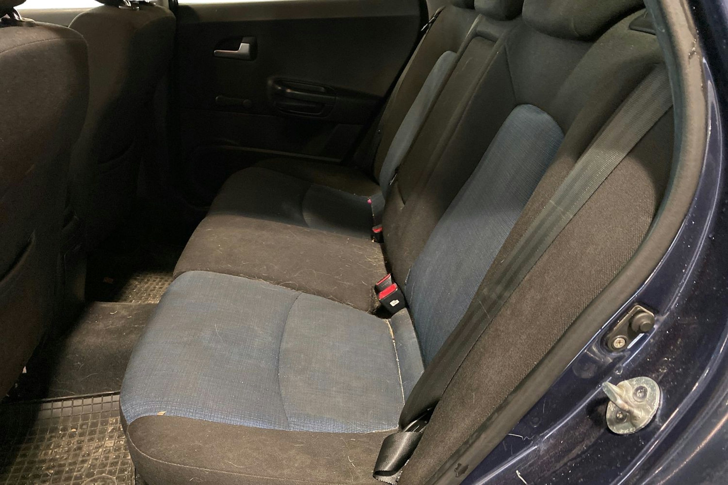 Sininen Kia cee'd 2010 kuva 8.