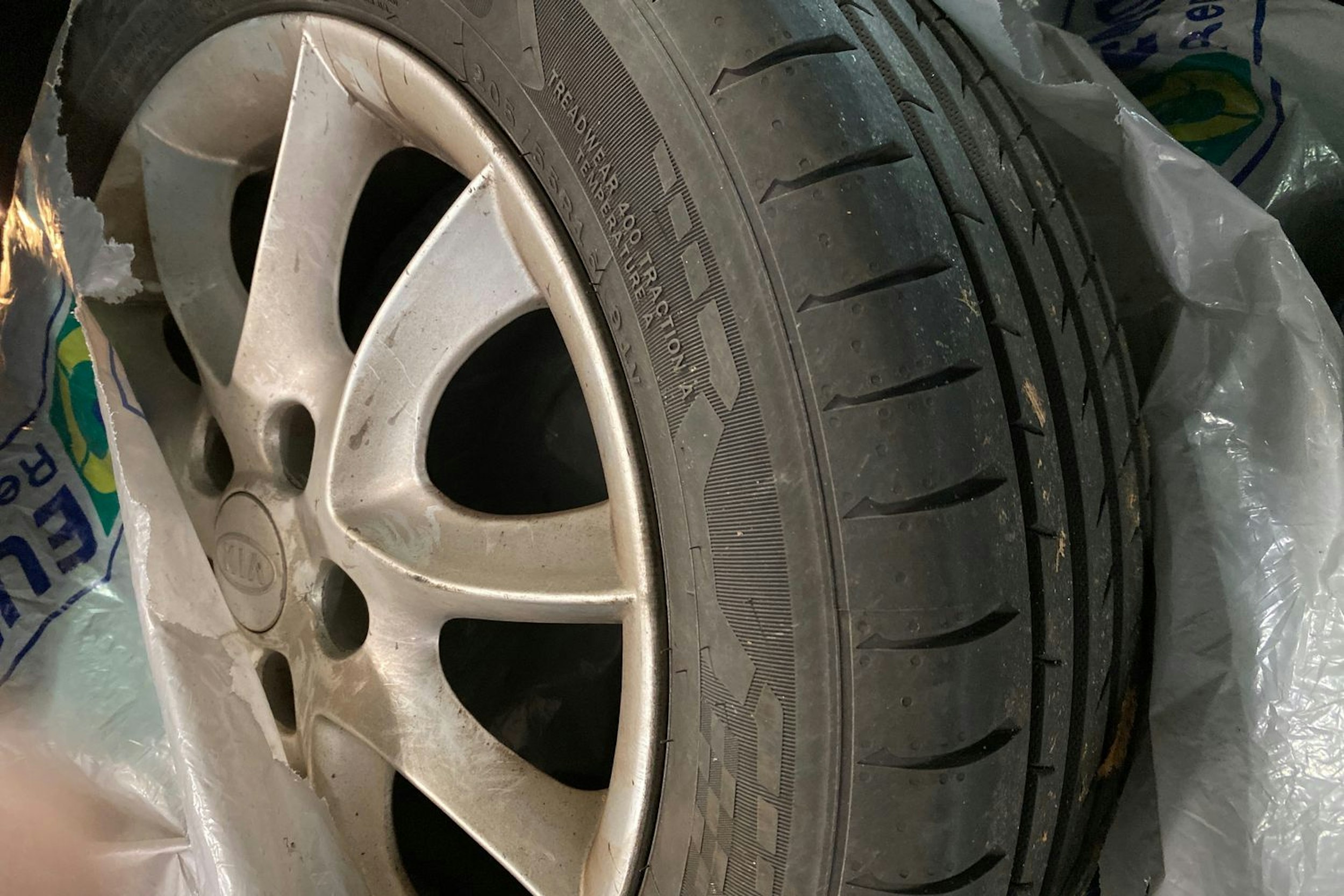 Sininen Kia cee'd 2010 kuva 11.