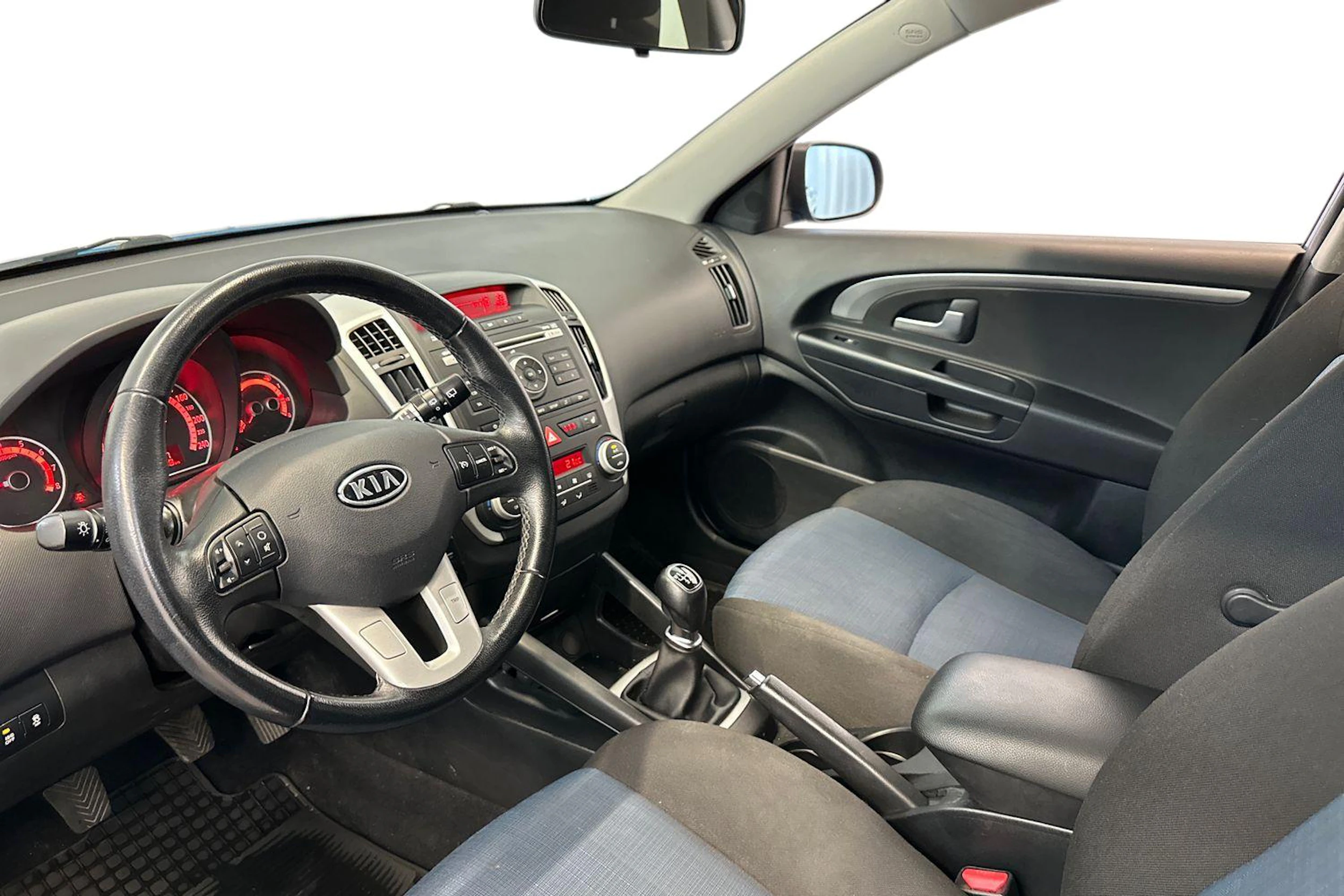 sininen Kia Ceed 2010 kuva 6.