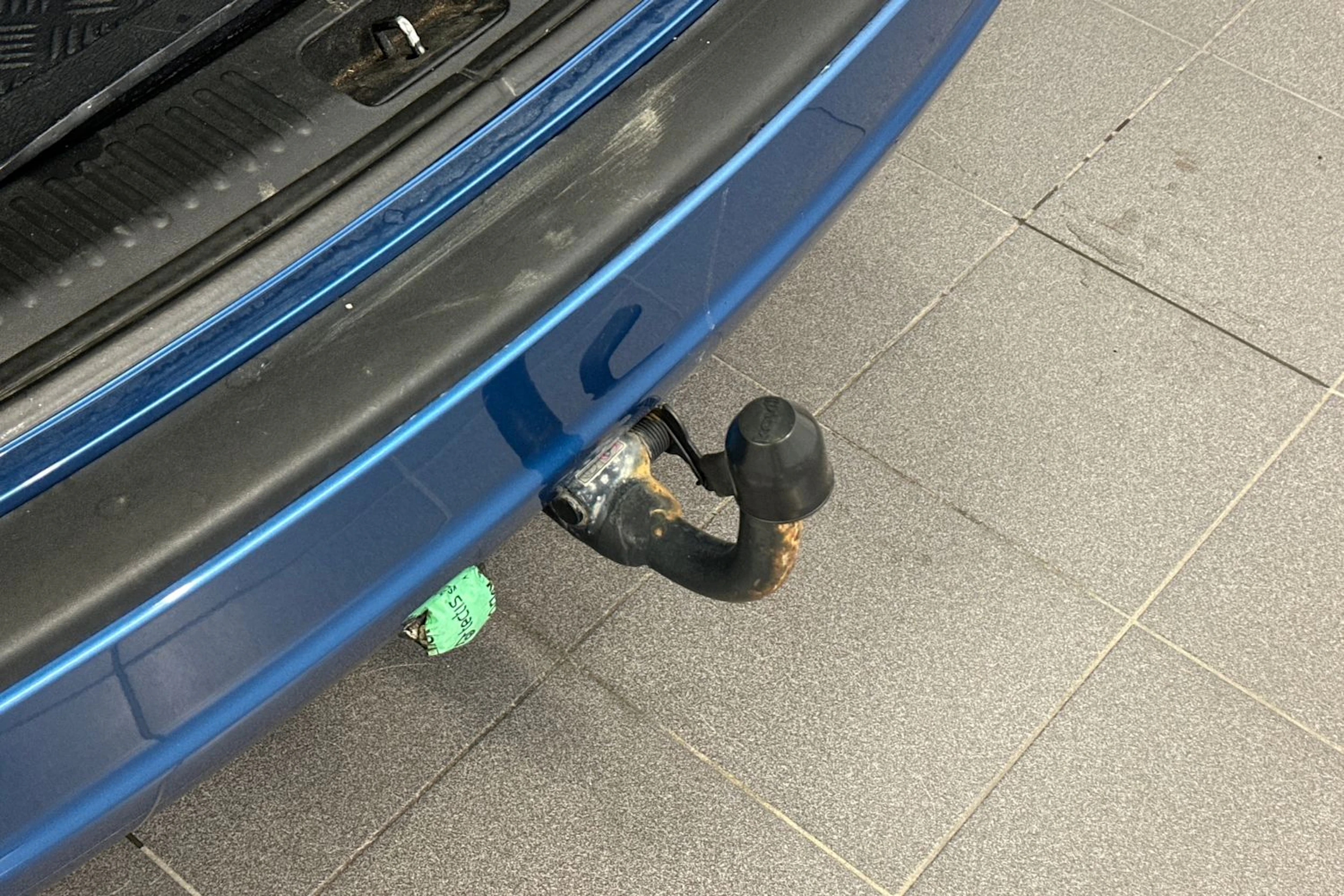 sininen Kia Ceed 2010 kuva 14.