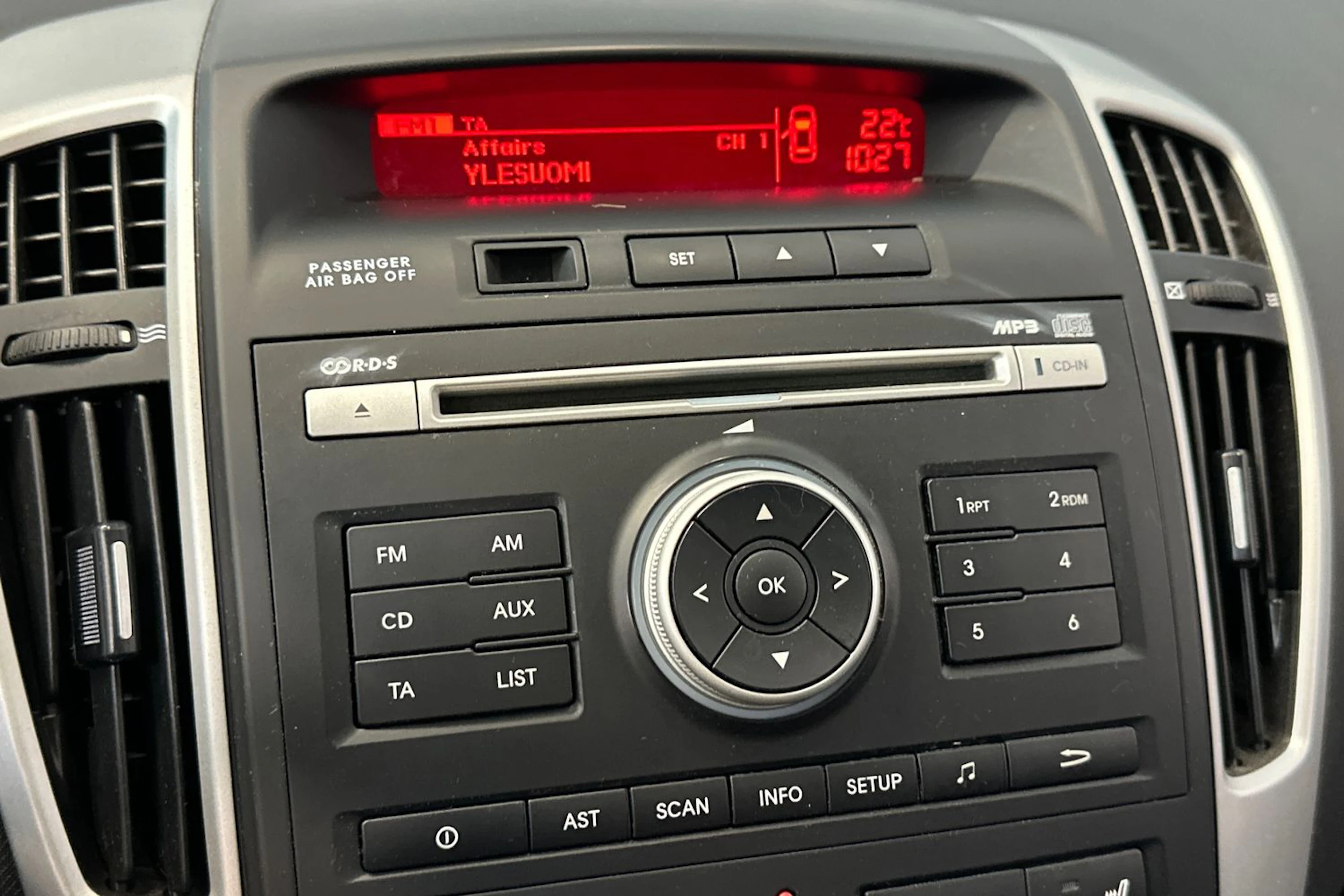 sininen Kia Ceed 2010 kuva 22.