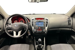 musta Kia cee´d 2012 kuva 7.