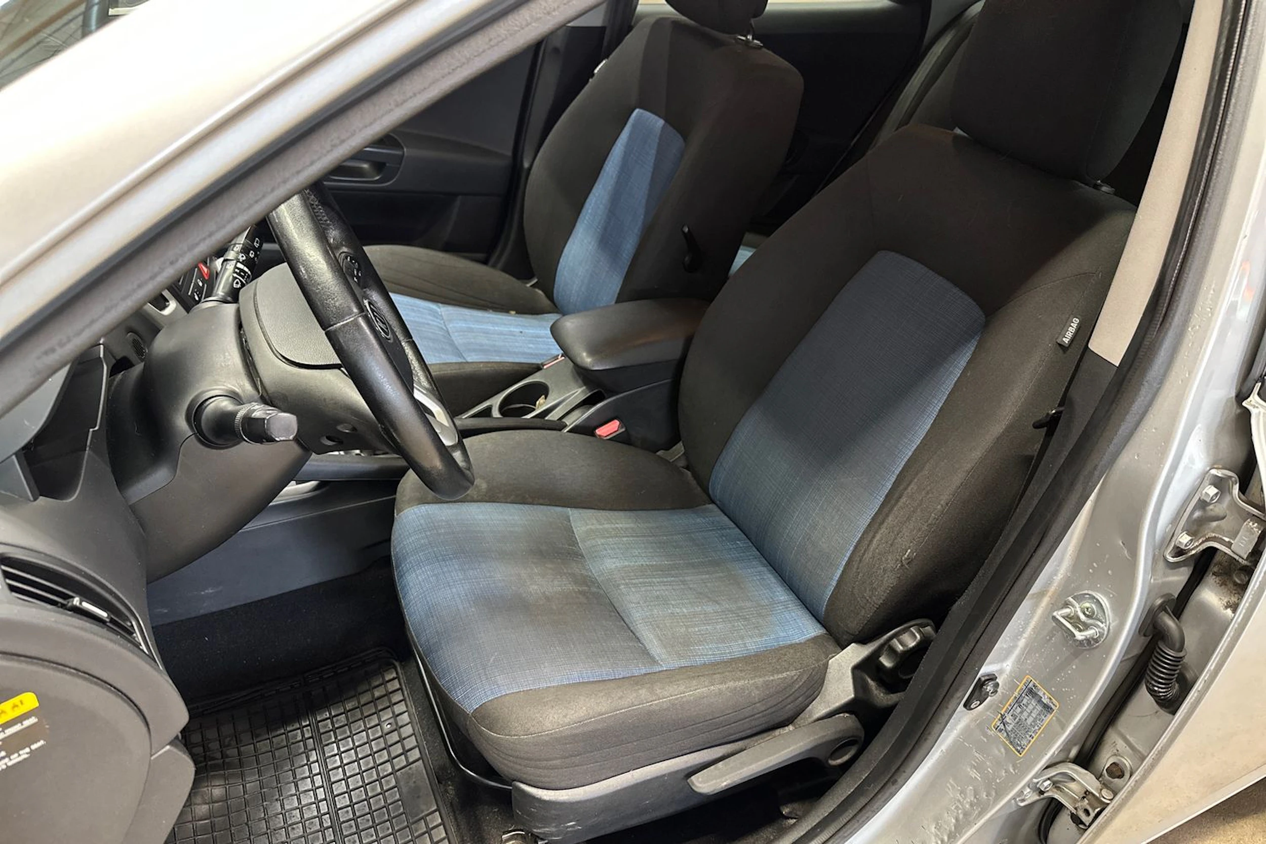 hopea Kia Ceed 2012 kuva 11.