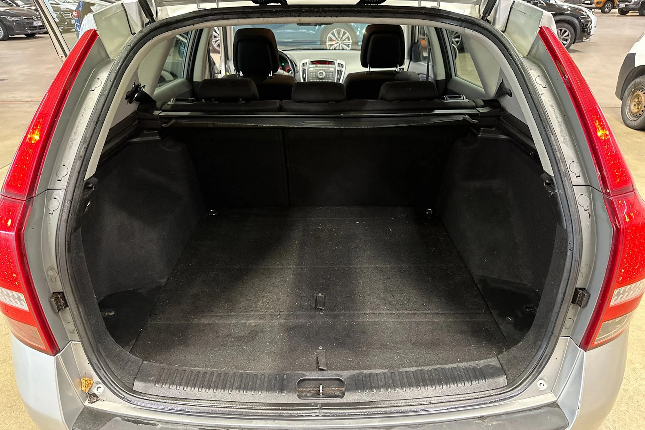 hopea Kia Ceed 2012 kuva 16.