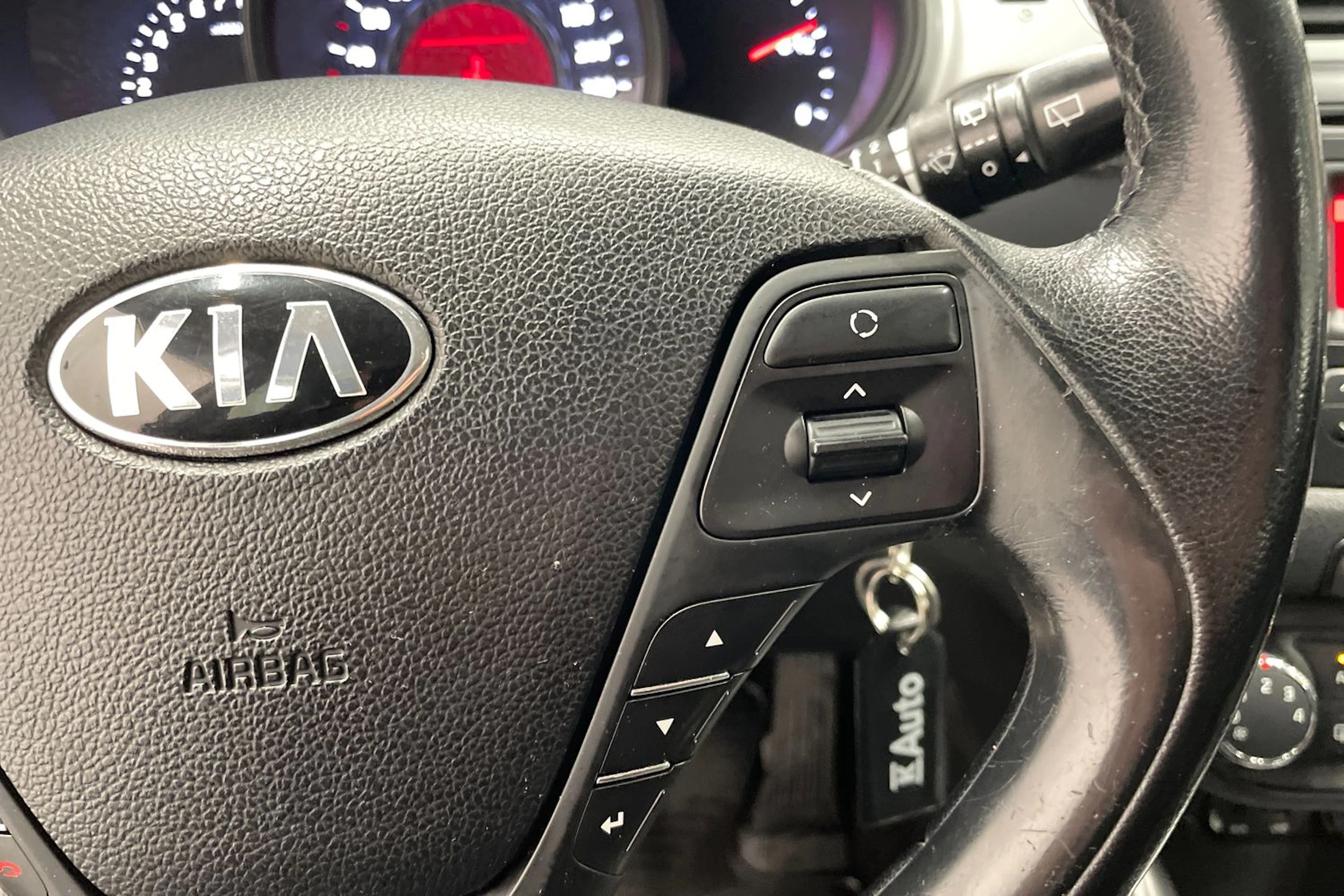 Harmaa Kia Ceed 2013 kuva 12.