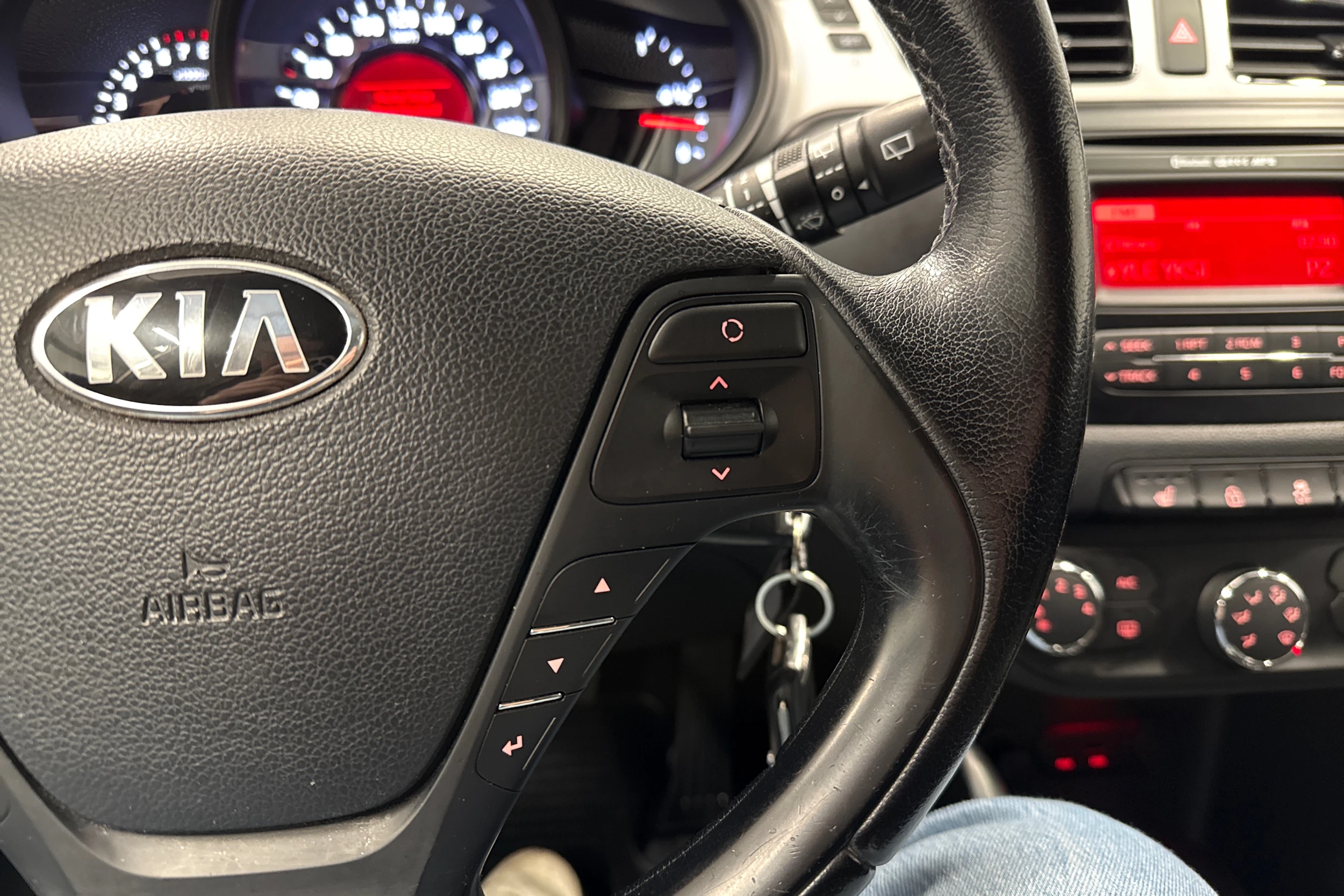 hopea Kia Ceed 2013 kuva 18.