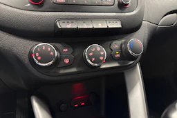 hopea Kia Ceed 2013 kuva 22.