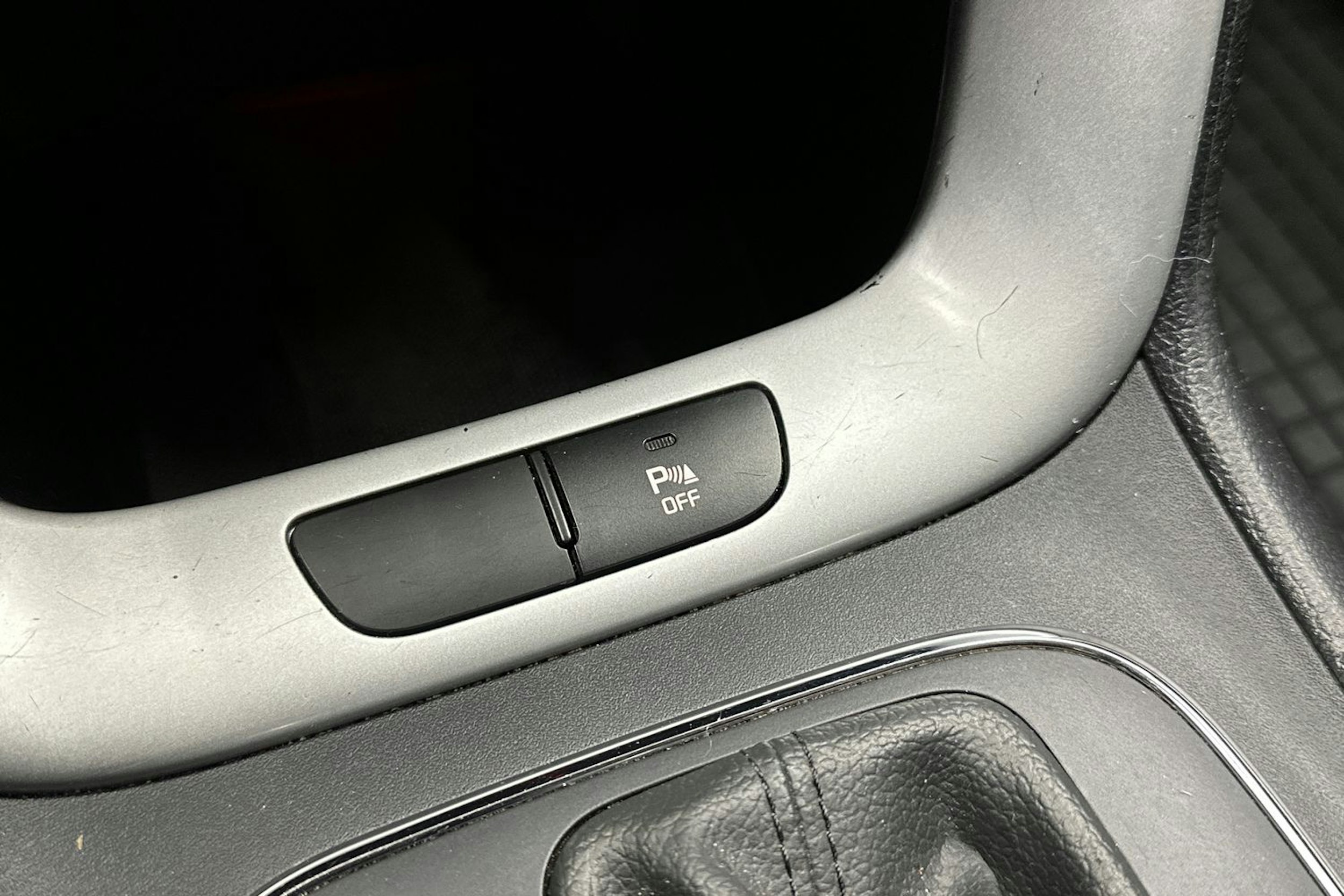 valkoinen Kia cee´d 2013 kuva 25.