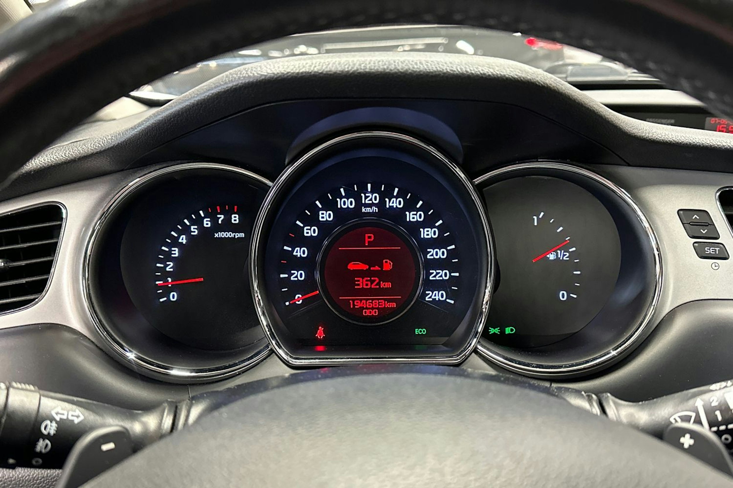 valkoinen Kia cee´d 2013 kuva 27.