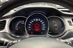 valkoinen Kia cee´d 2013 kuva 27.