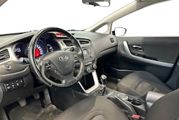 valkoinen Kia cee´d 2013 kuva 10.