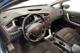 sininen Kia Ceed 2013 kuva 3.