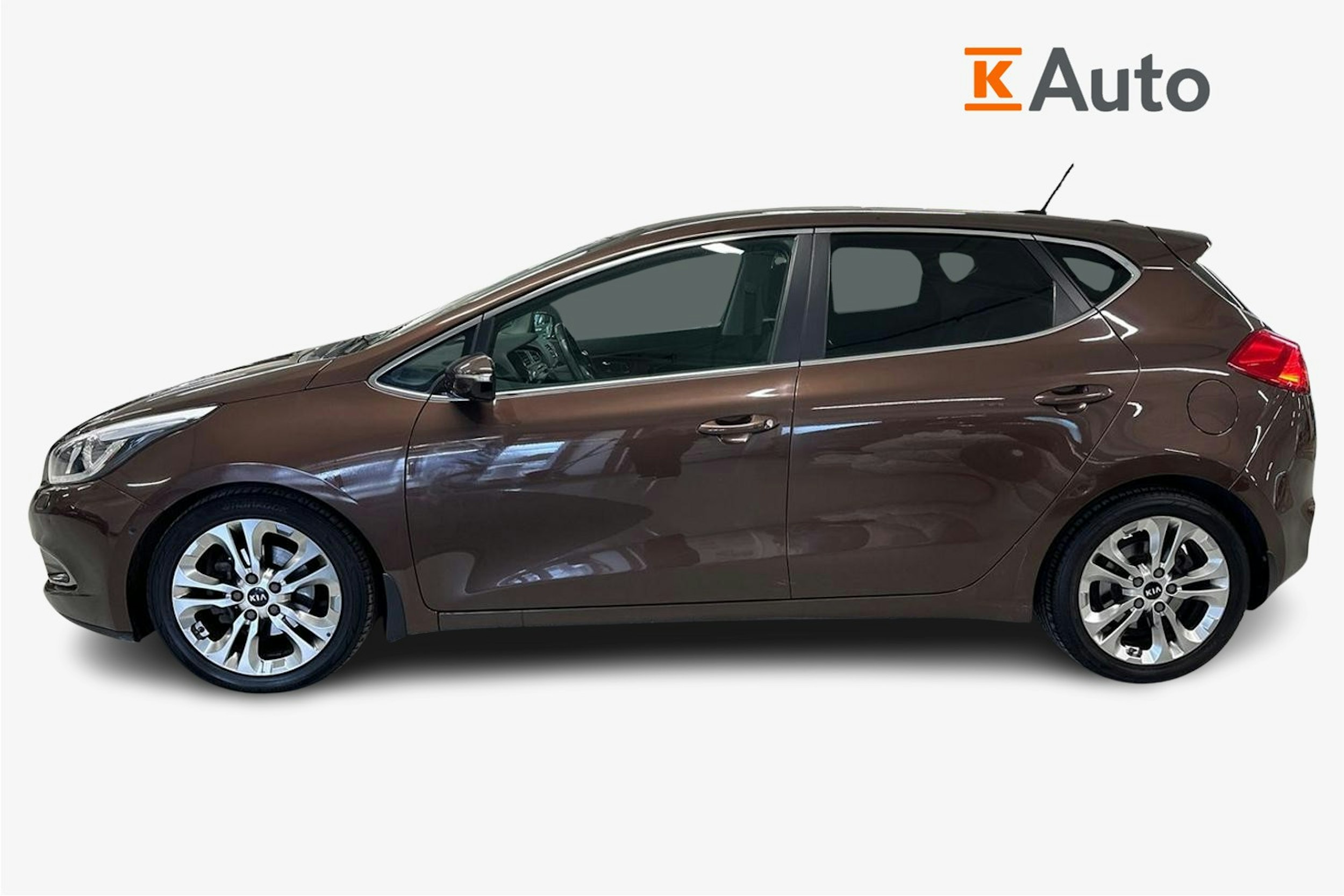 ruskea (beige) Kia cee´d 2014 kuva 6.
