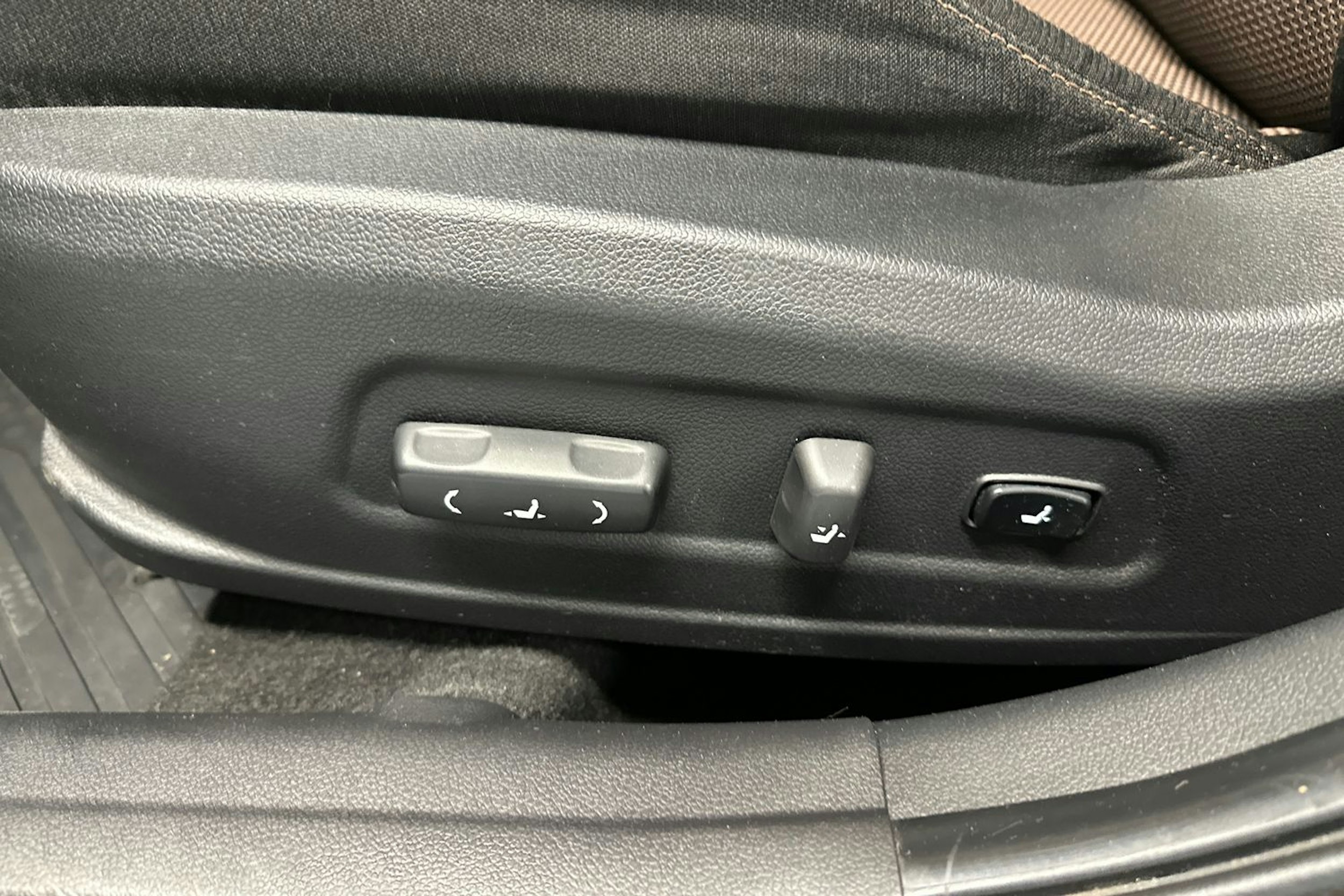 ruskea (beige) Kia cee´d 2014 kuva 33.