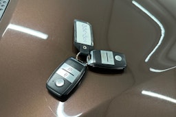 ruskea (beige) Kia cee´d 2014 kuva 36.
