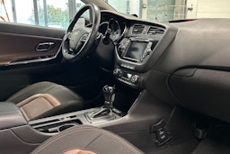 ruskea (beige) Kia cee´d 2014 kuva 38.