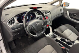 valkoinen Kia Ceed 2014 kuva 6.