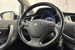 valkoinen Kia Ceed 2014 kuva 12.