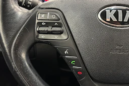 valkoinen Kia Ceed 2014 kuva 13.