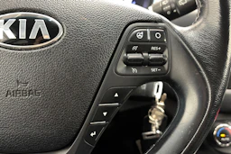 valkoinen Kia Ceed 2014 kuva 14.