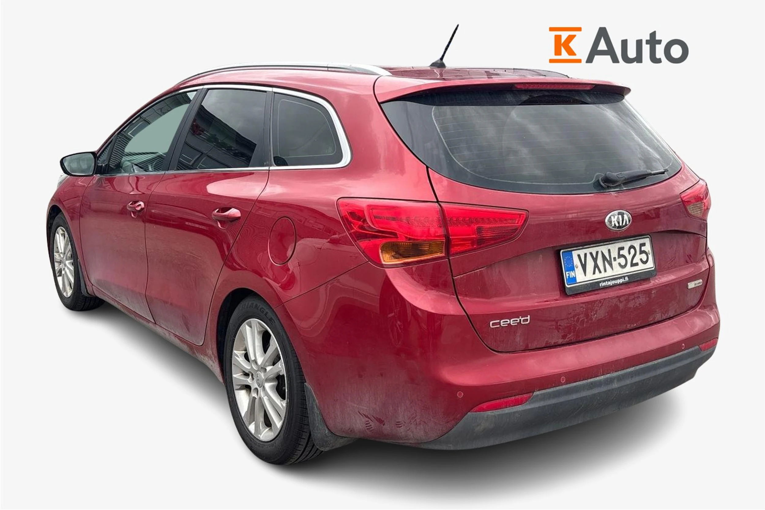 punainen Kia Ceed 2014 kuva 2.