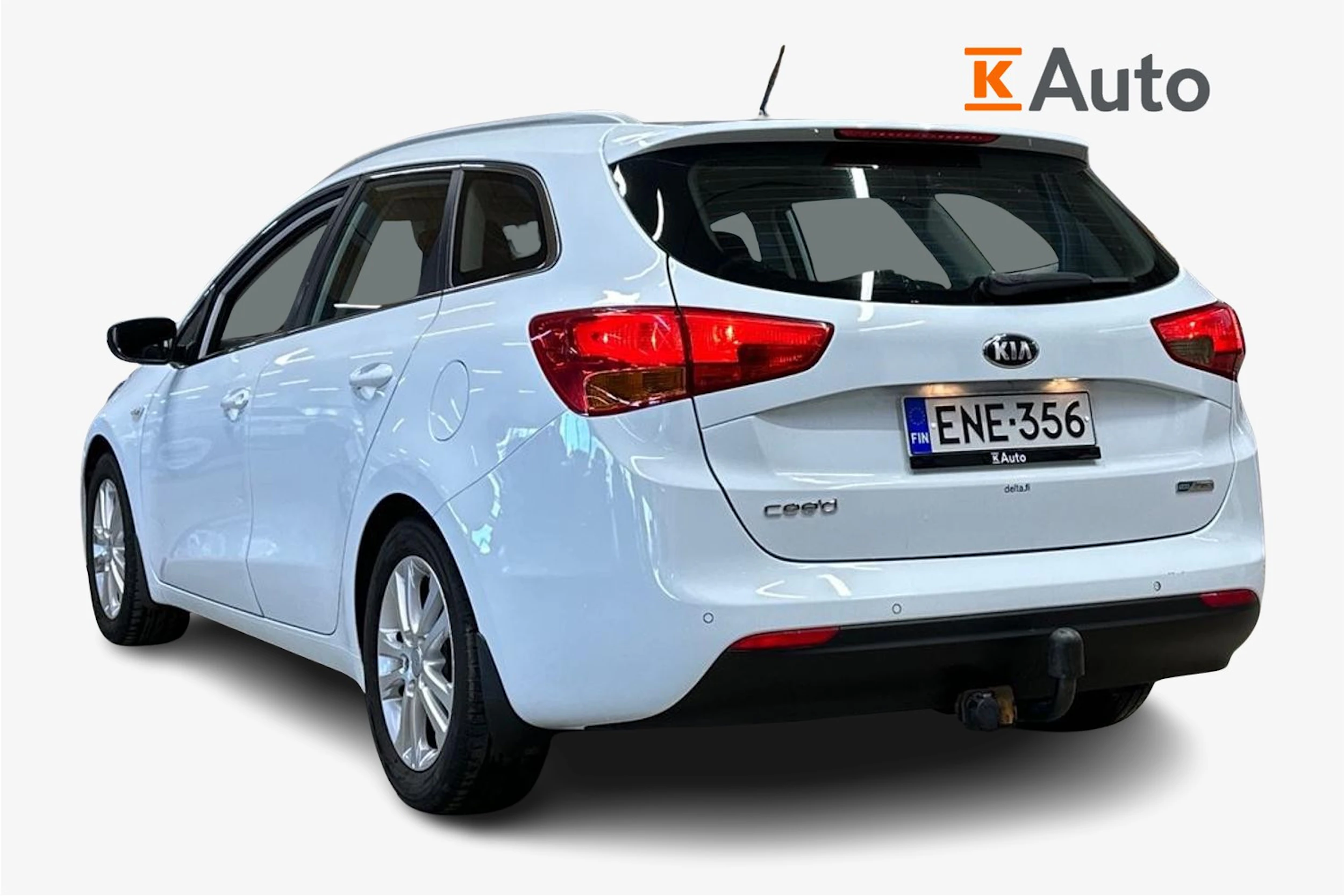 valkoinen Kia Ceed 2015 kuva 2.
