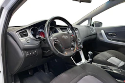 valkoinen Kia Ceed 2015 kuva 6.