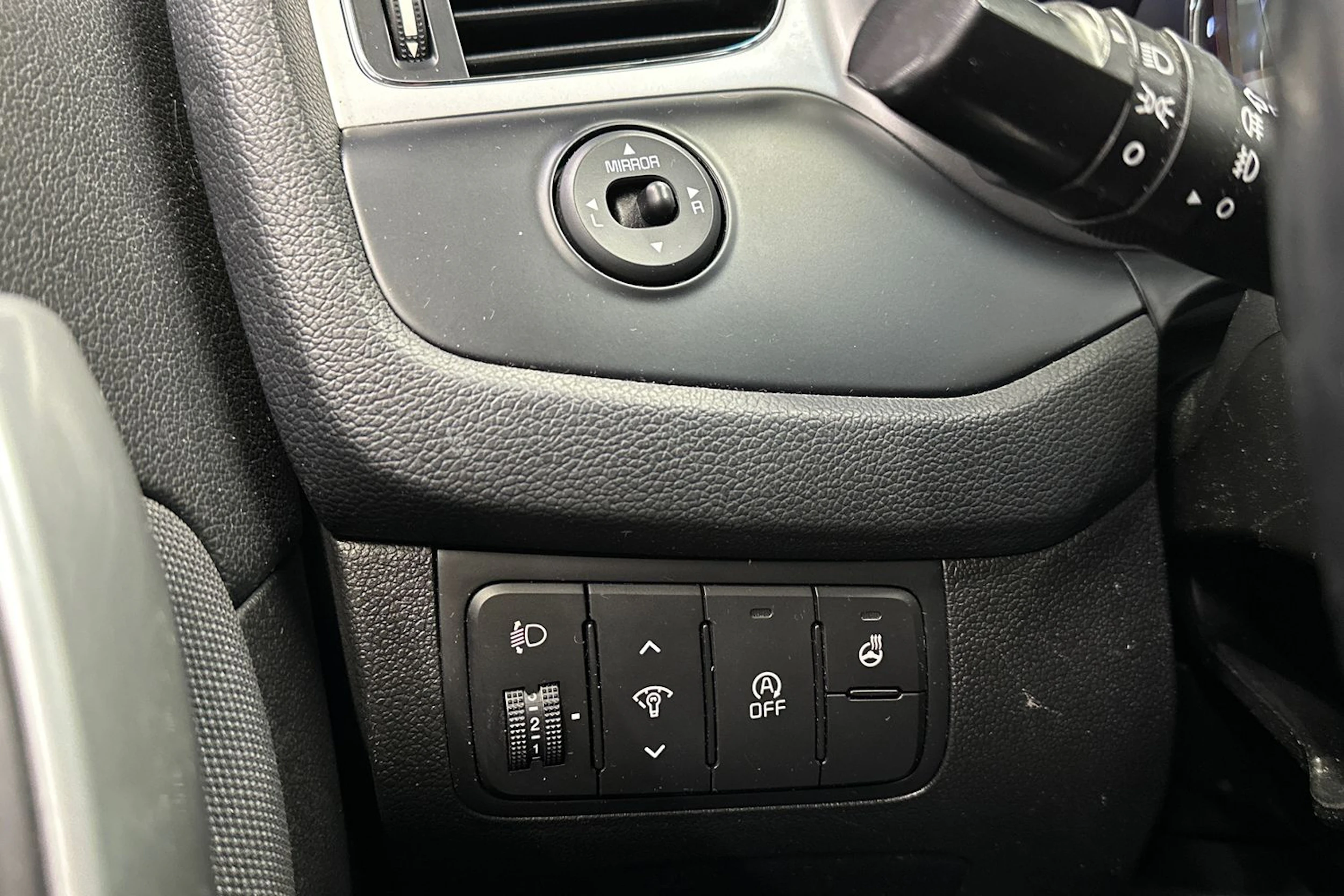 valkoinen Kia Ceed 2015 kuva 21.