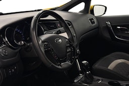 keltainen Kia cee'd 2015 kuva 6.