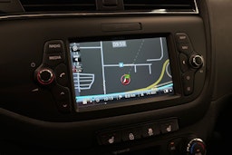 keltainen Kia cee'd 2015 kuva 18.