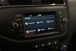 keltainen Kia cee'd 2015 kuva 19.