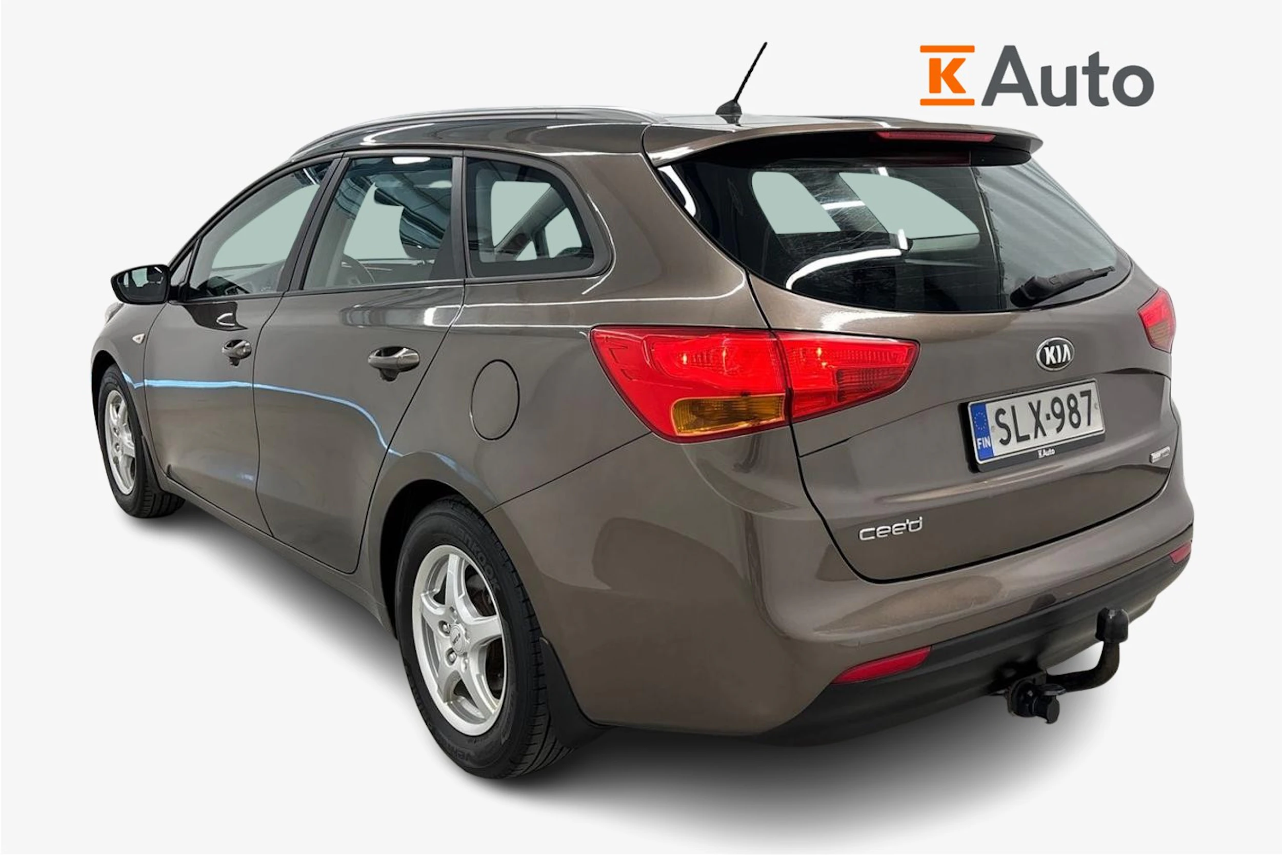 ruskea (beige) Kia Ceed 2015 kuva 2.