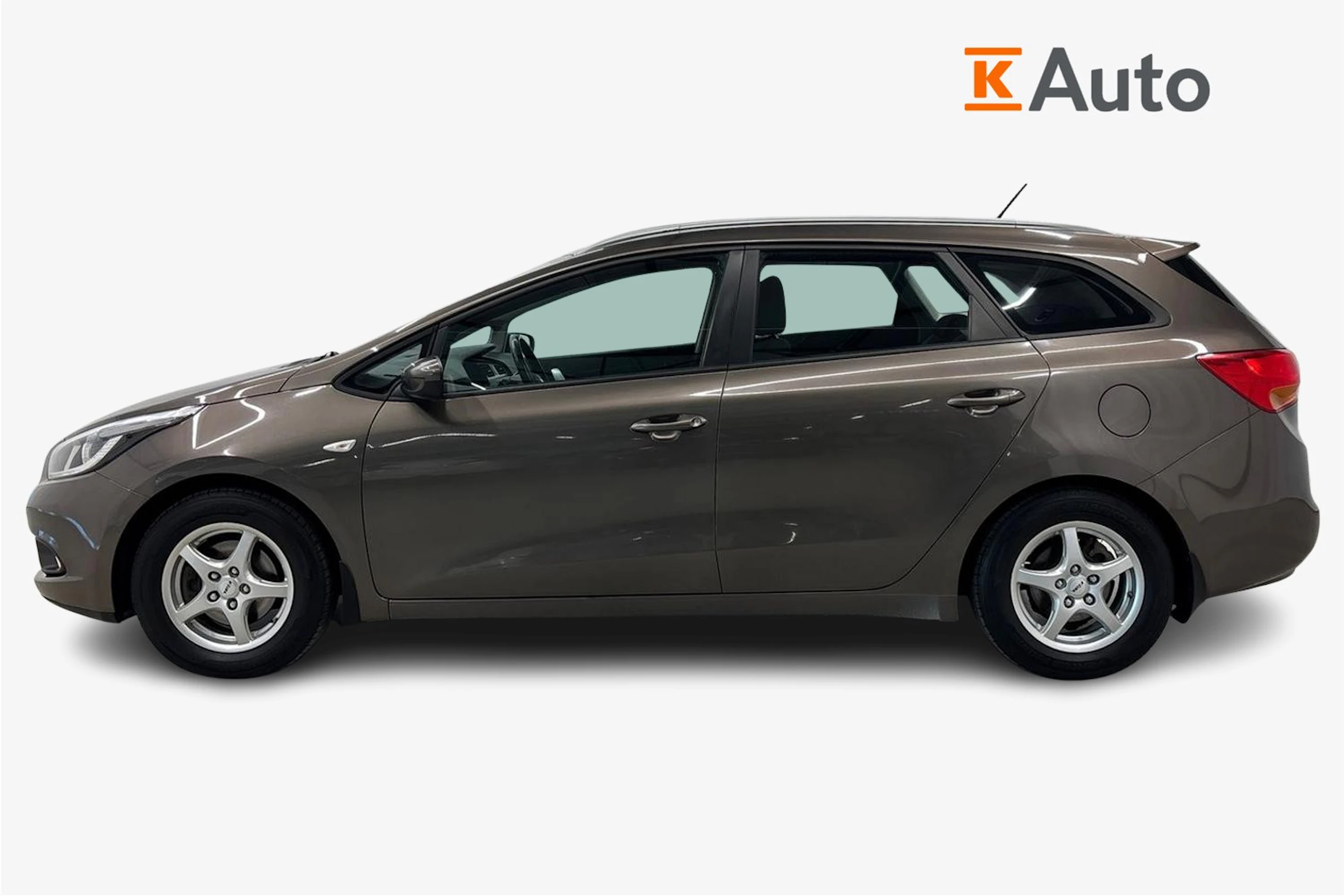 ruskea (beige) Kia Ceed 2015 kuva 5.
