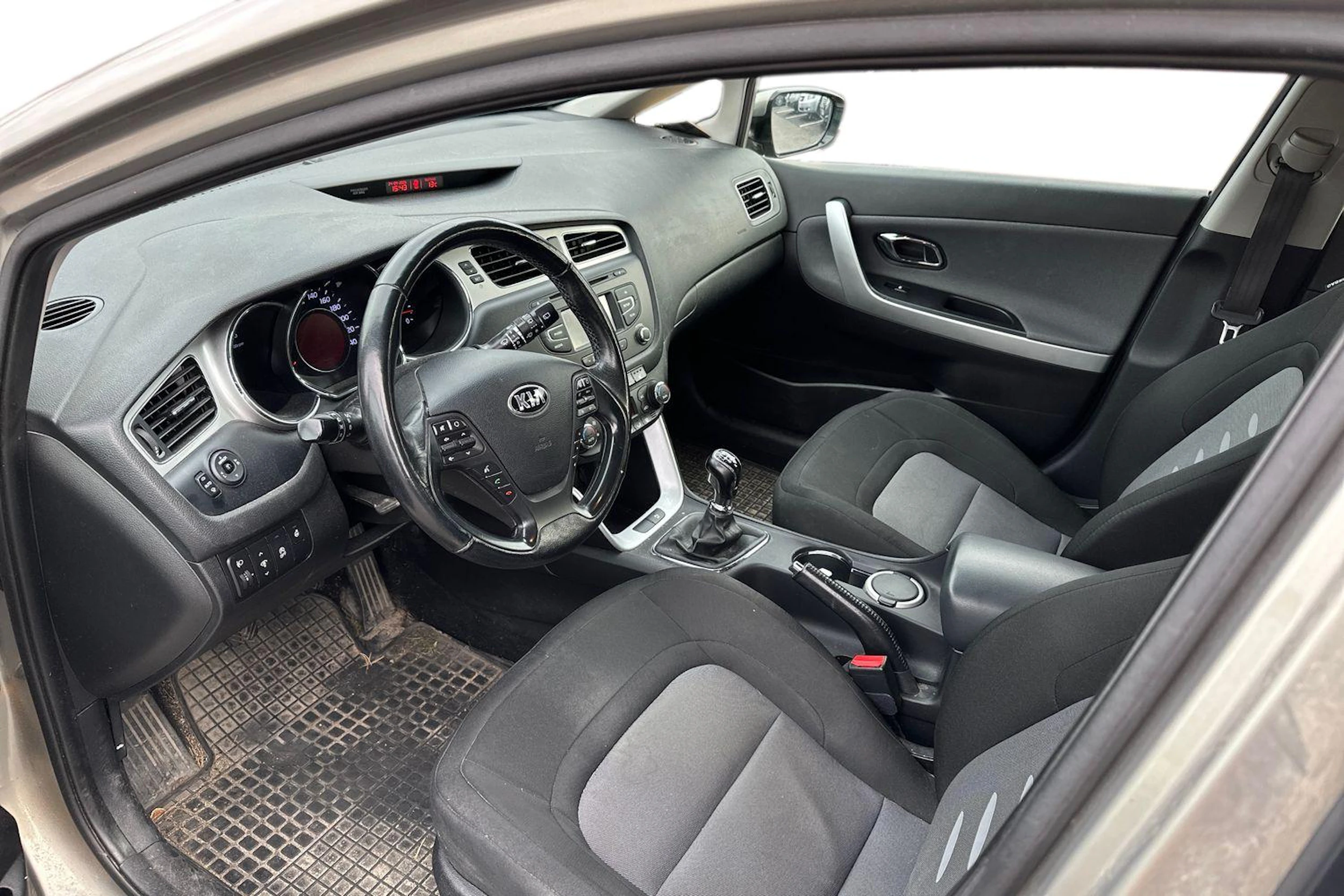 hopea Kia Ceed 2015 kuva 3.