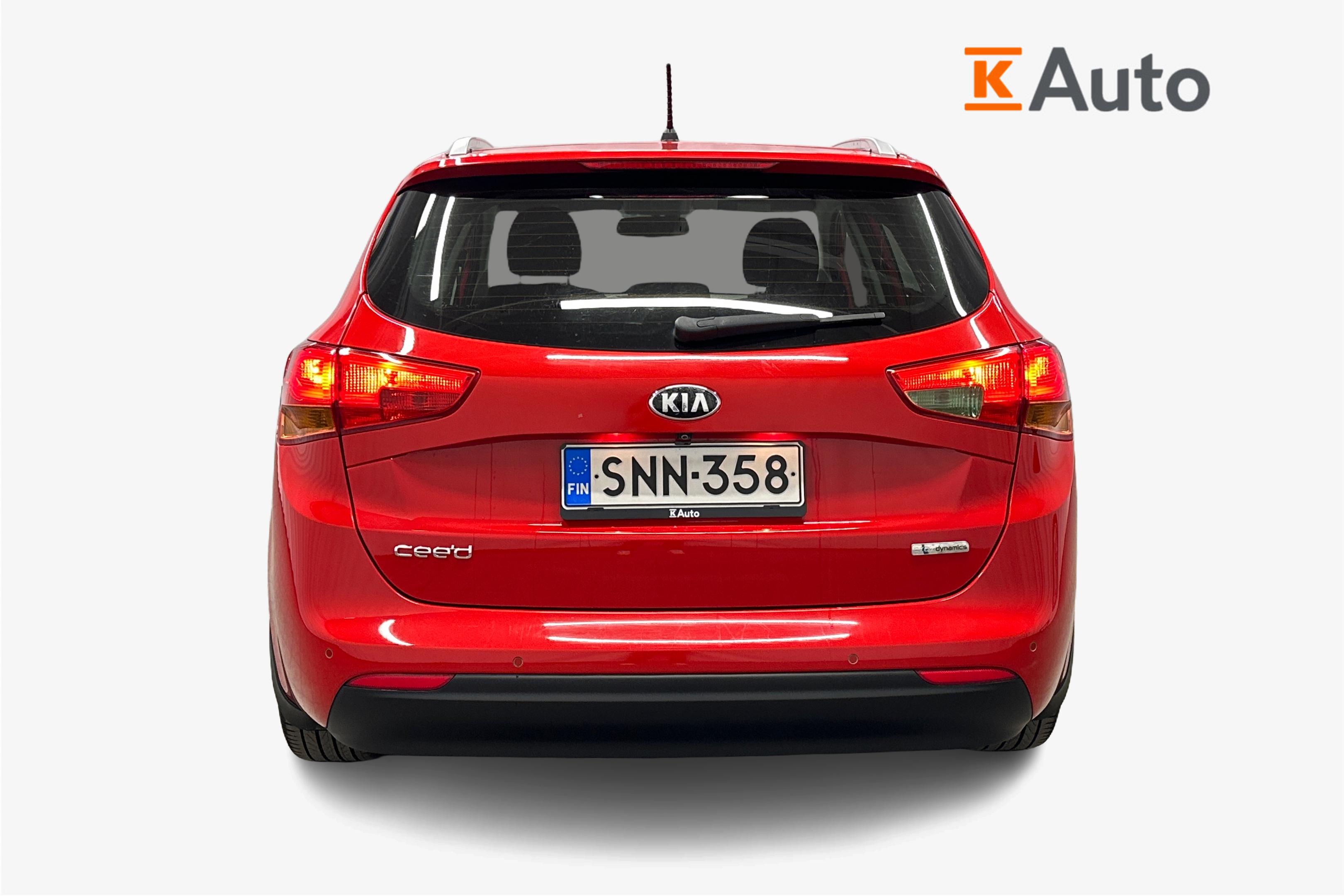 Kia Ceed 1,6 ISG EX SW EcoDynamics 2015, kuva 3/26